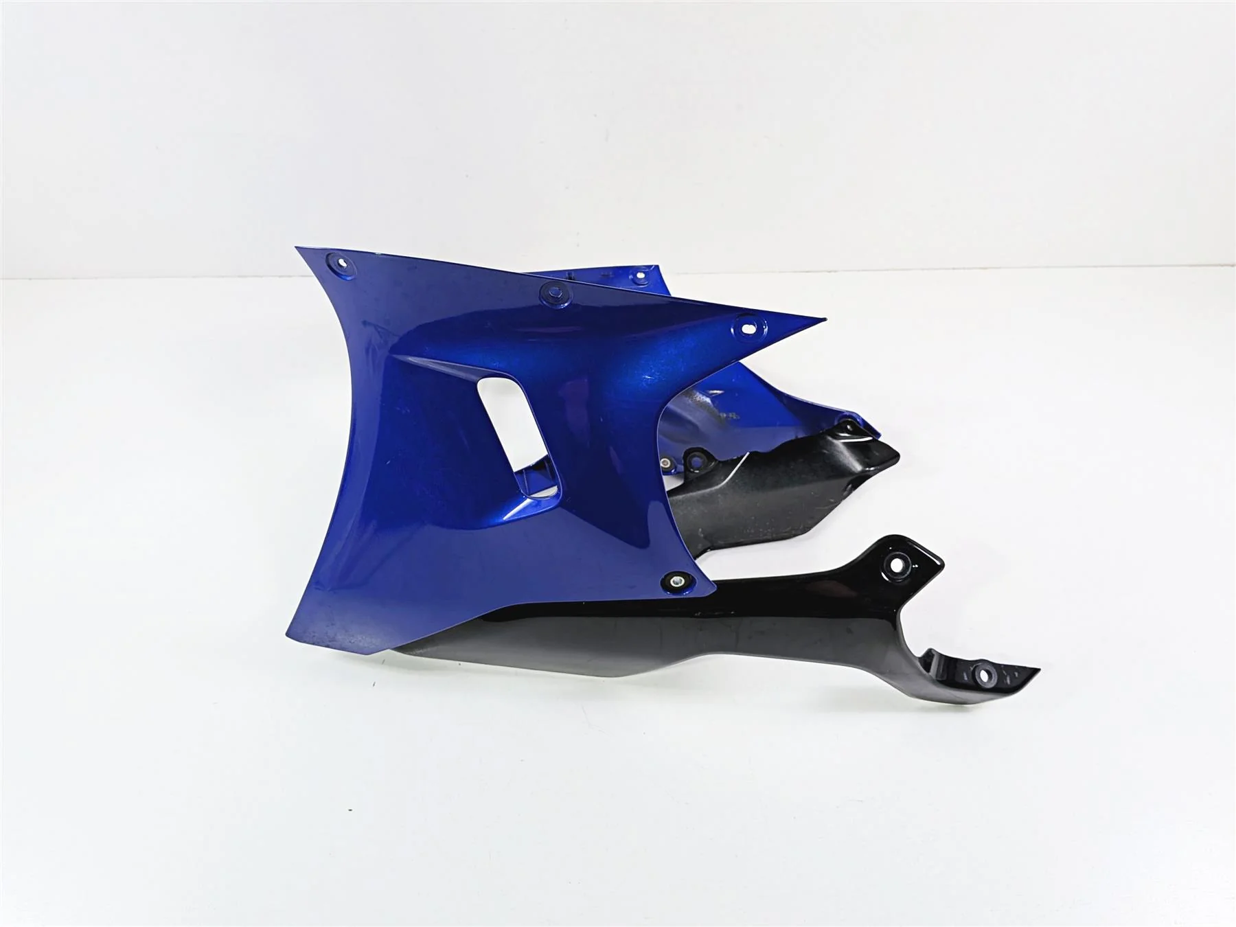 2025 Yamaha YZF R7 Lower Belly Side Cover Fairing Set BEB-2172H-00 BEB-2172G-00