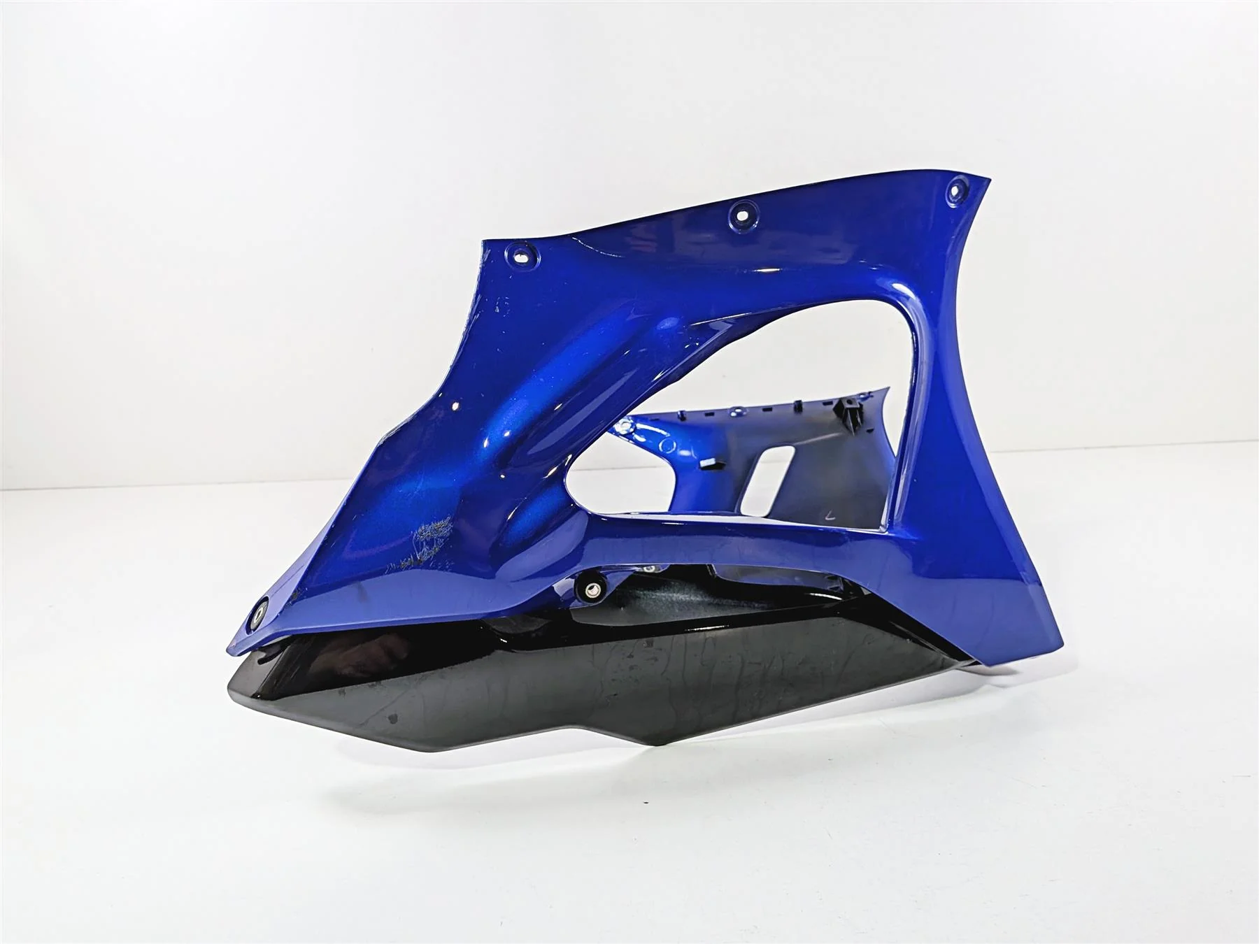 2025 Yamaha YZF R7 Lower Belly Side Cover Fairing Set BEB-2172H-00 BEB-2172G-00 - Image 4