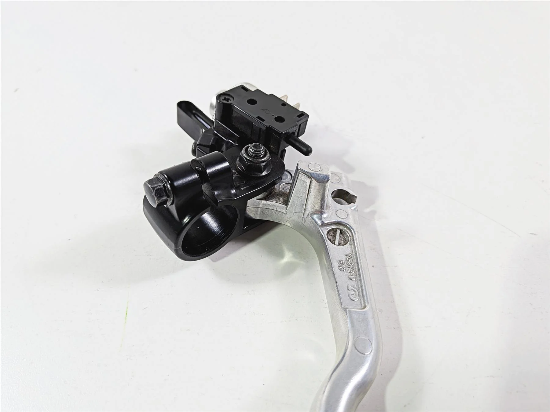 2025 Yamaha YZF R7 Nice Clutch Perch & Straight Lever 2C0-82910-02-00 - Image 9