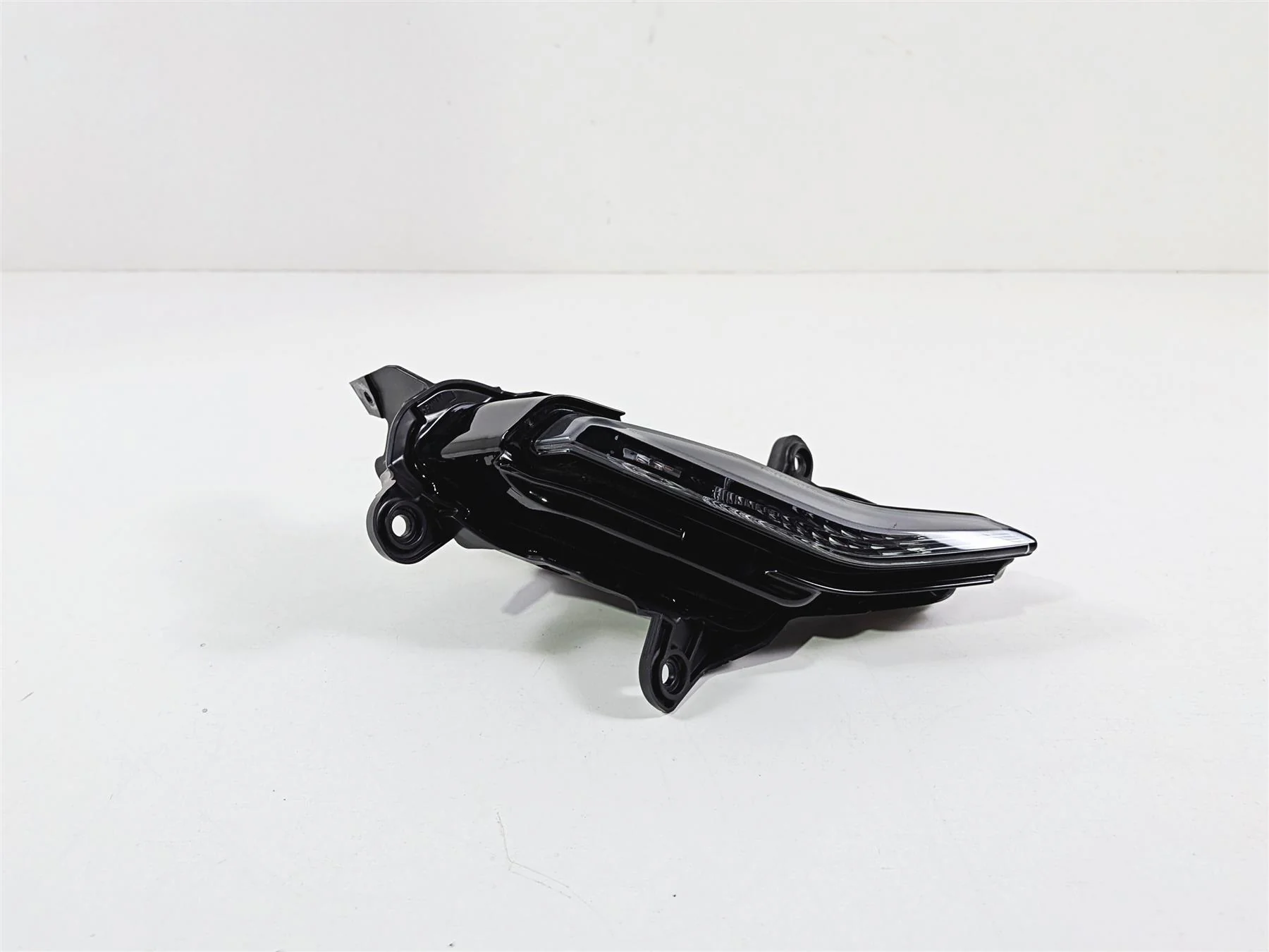 2025 Yamaha YZF R7 Nice Left Pilot Headlight Running Lamp BEB-84301-00-00 - Image 2