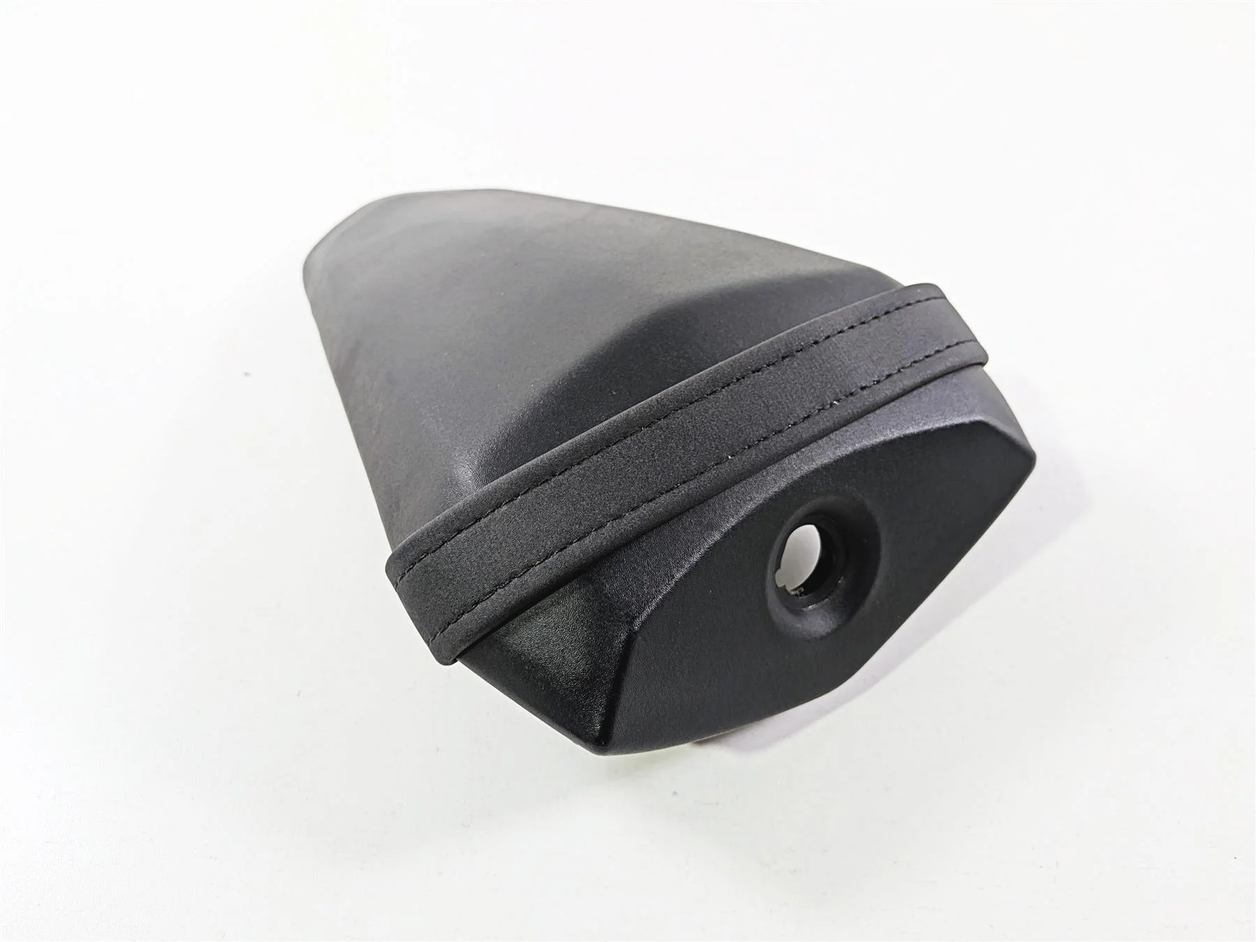 2025 Yamaha YZF R7 Nice Rear Passenger Seat Saddle Pillion BEB-24750-00-00 - Image 12