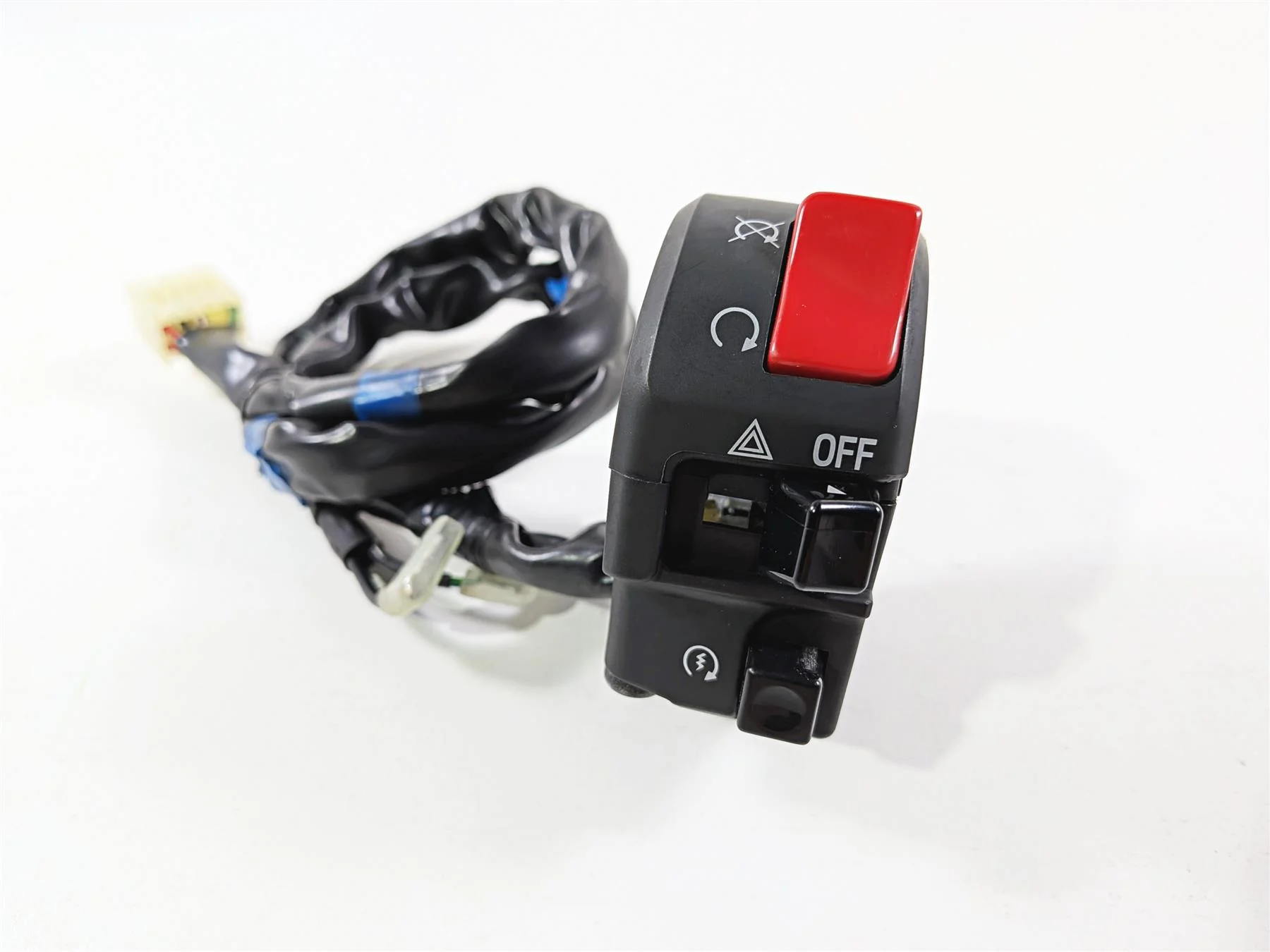 2025 Yamaha YZF R7 Right Side Start Stop Hand Control Switch BEB-83963-00-00 - Image 7