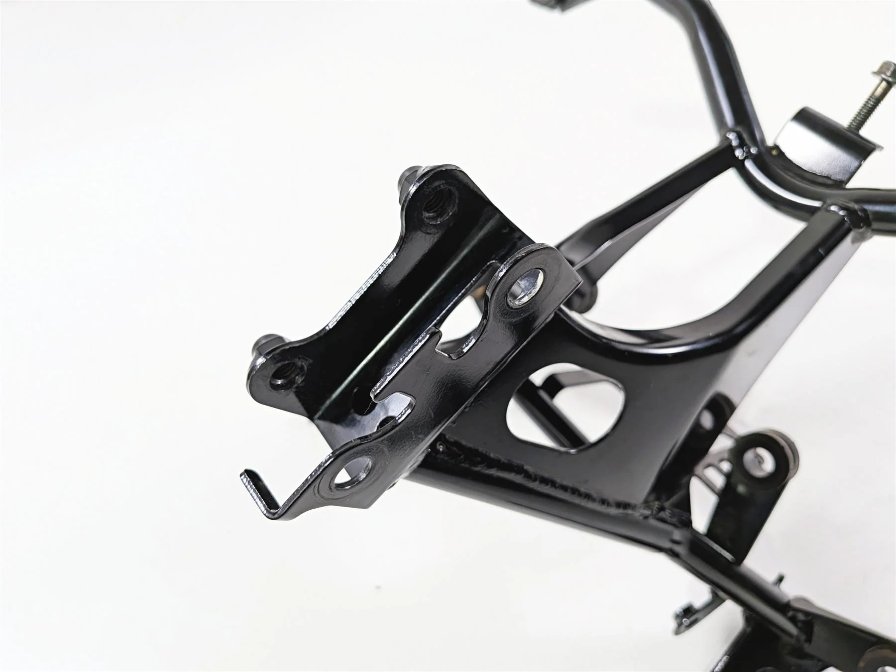 2025 Yamaha YZF R7 Straight Front Stay Holder Carrier Mount BEB-28356-00-00 - Image 10