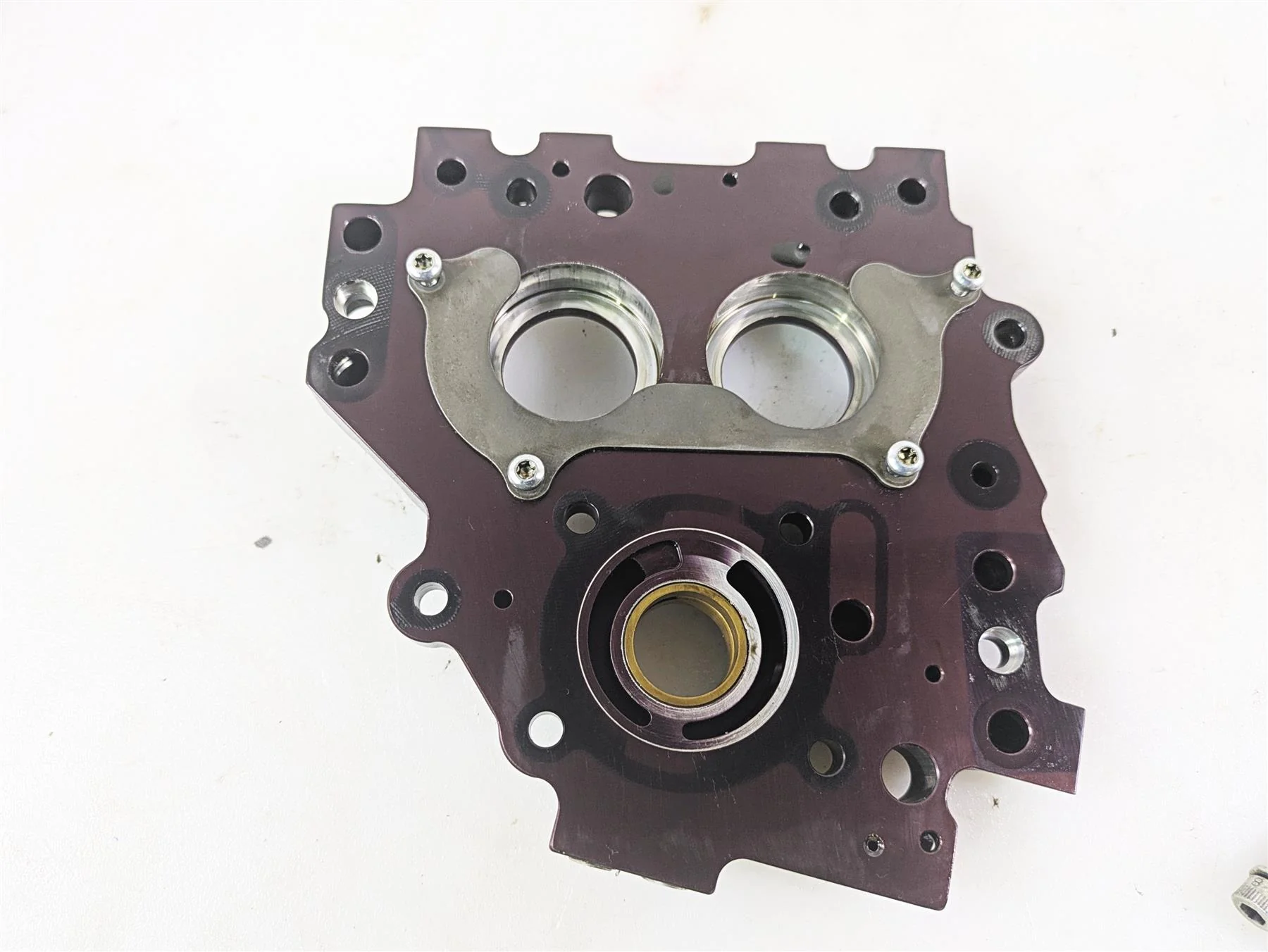 Harley Davidson Screamin Eagle Cams Shaft & Oil Pump Plate Holder 25283-07 - Image 2
