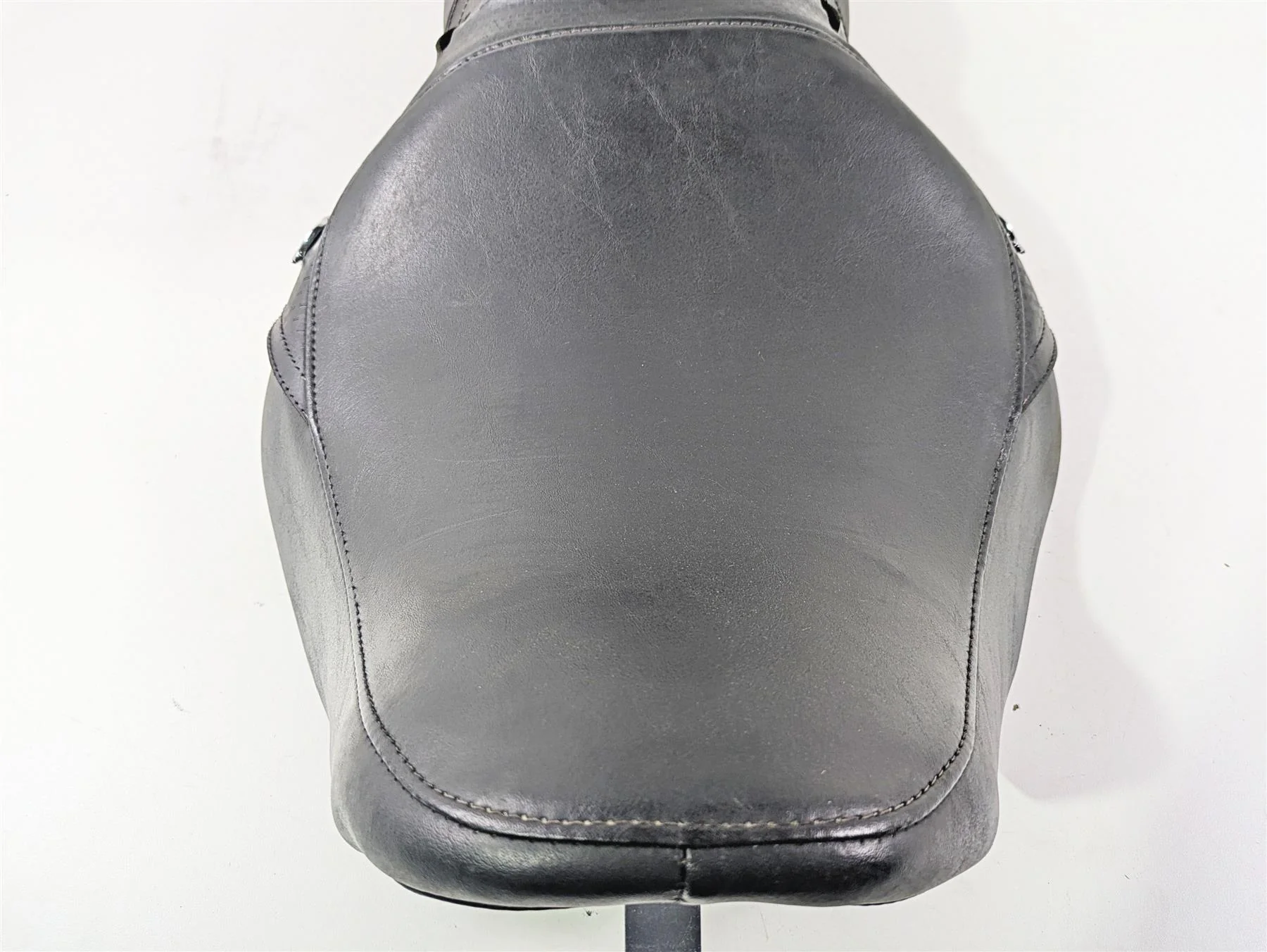 Harley Touring FLH Road King Classic Seat Saddle 51037-03 - Image 9