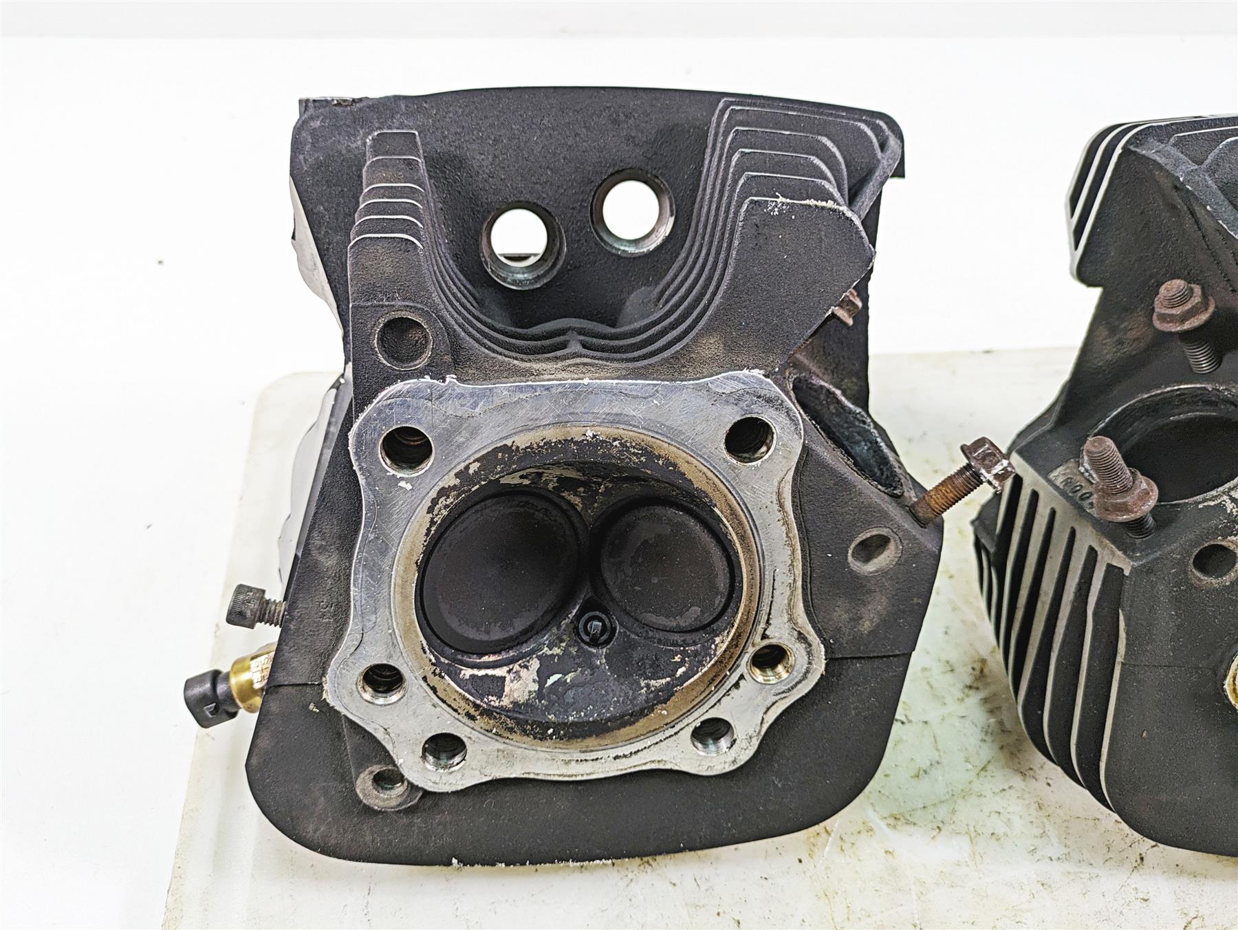 S&S Cycle Super Stock Twin Cam Cylinder Head Set 90-1050R-S  F00404 - Image 12