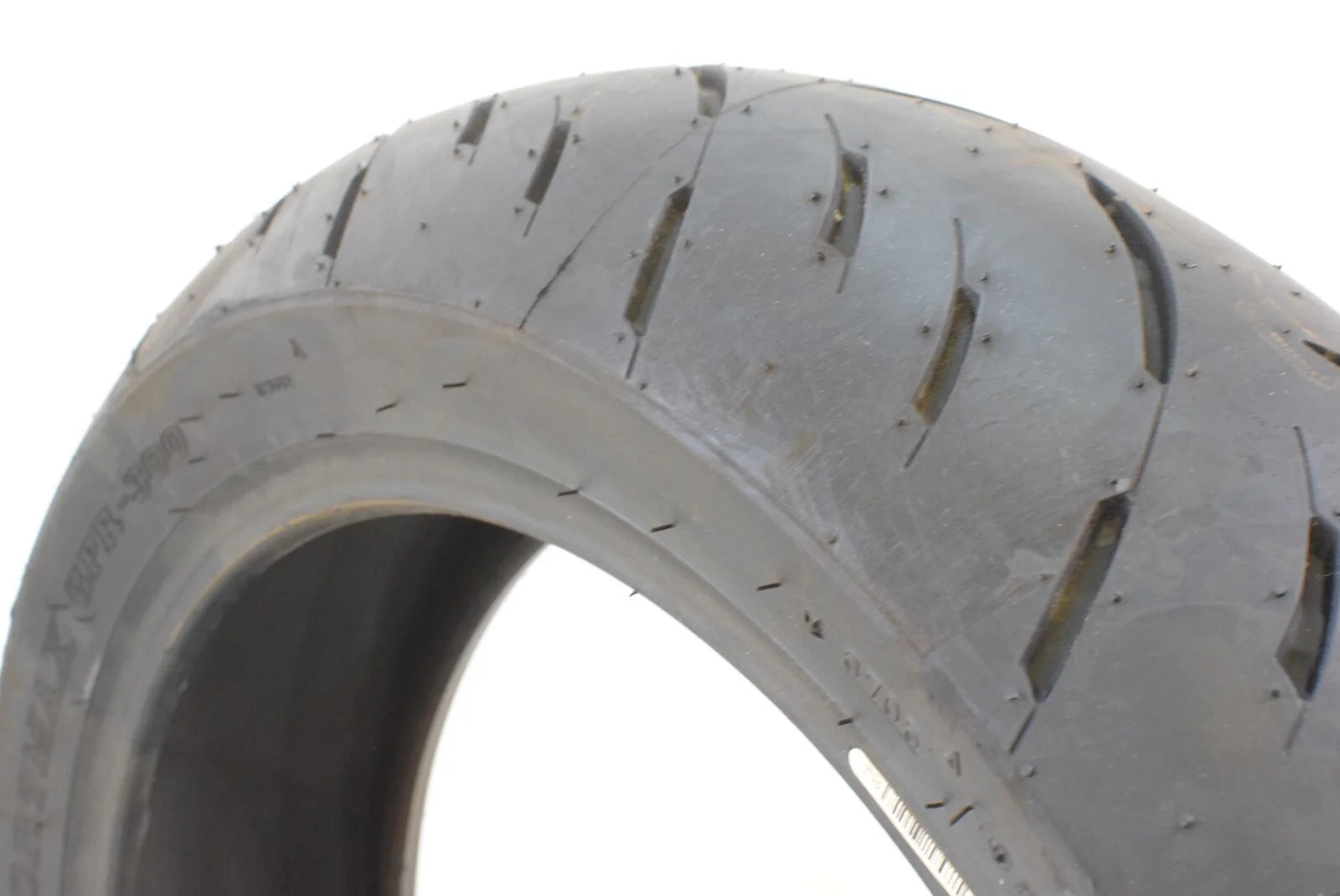 Unused Rear Motorcycle Tire Dunlop Sportmax GPR-300 160/60-17 DOT01218 45067356 - Image 5