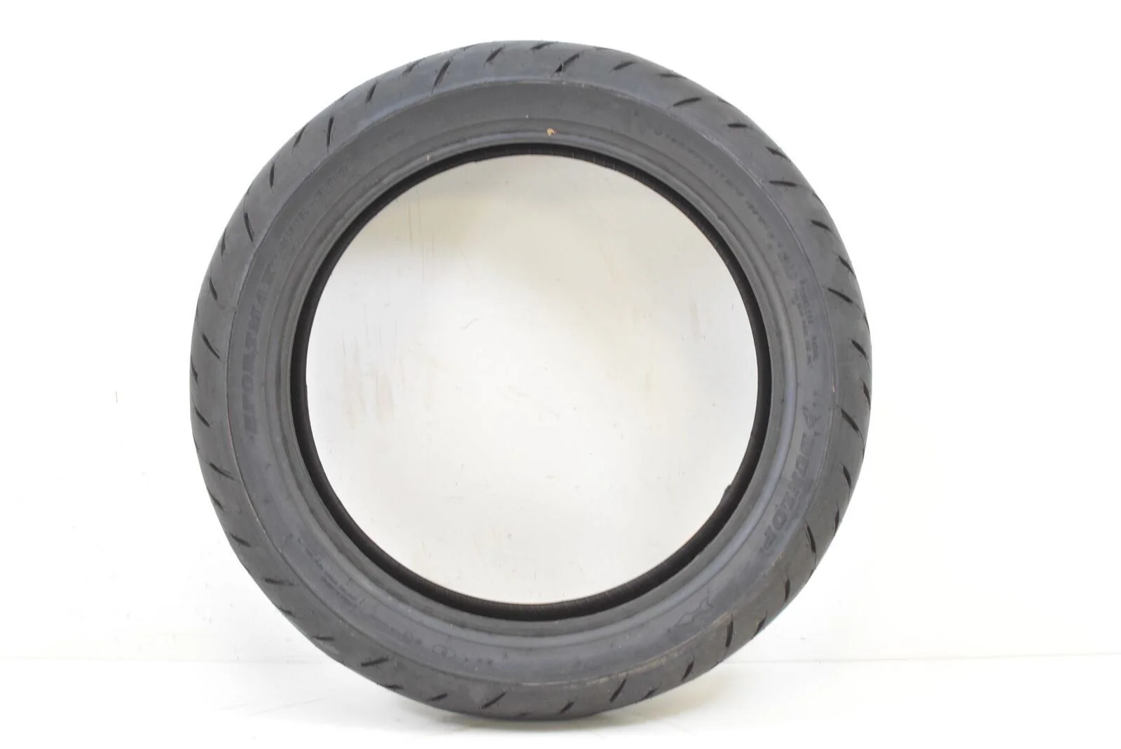 Unused Rear Motorcycle Tire Dunlop Sportmax GPR-300 160/60-17 DOT01218 45067356 - Image 6