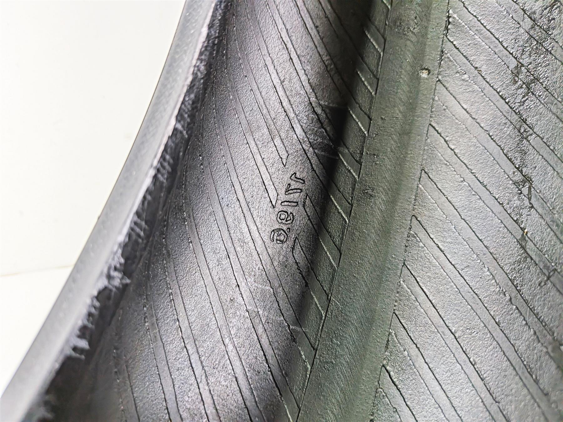 Used Front Motorcycle Tire Dunlop Sportmax GP300F 120/70R17 4506-7896 - Image 10