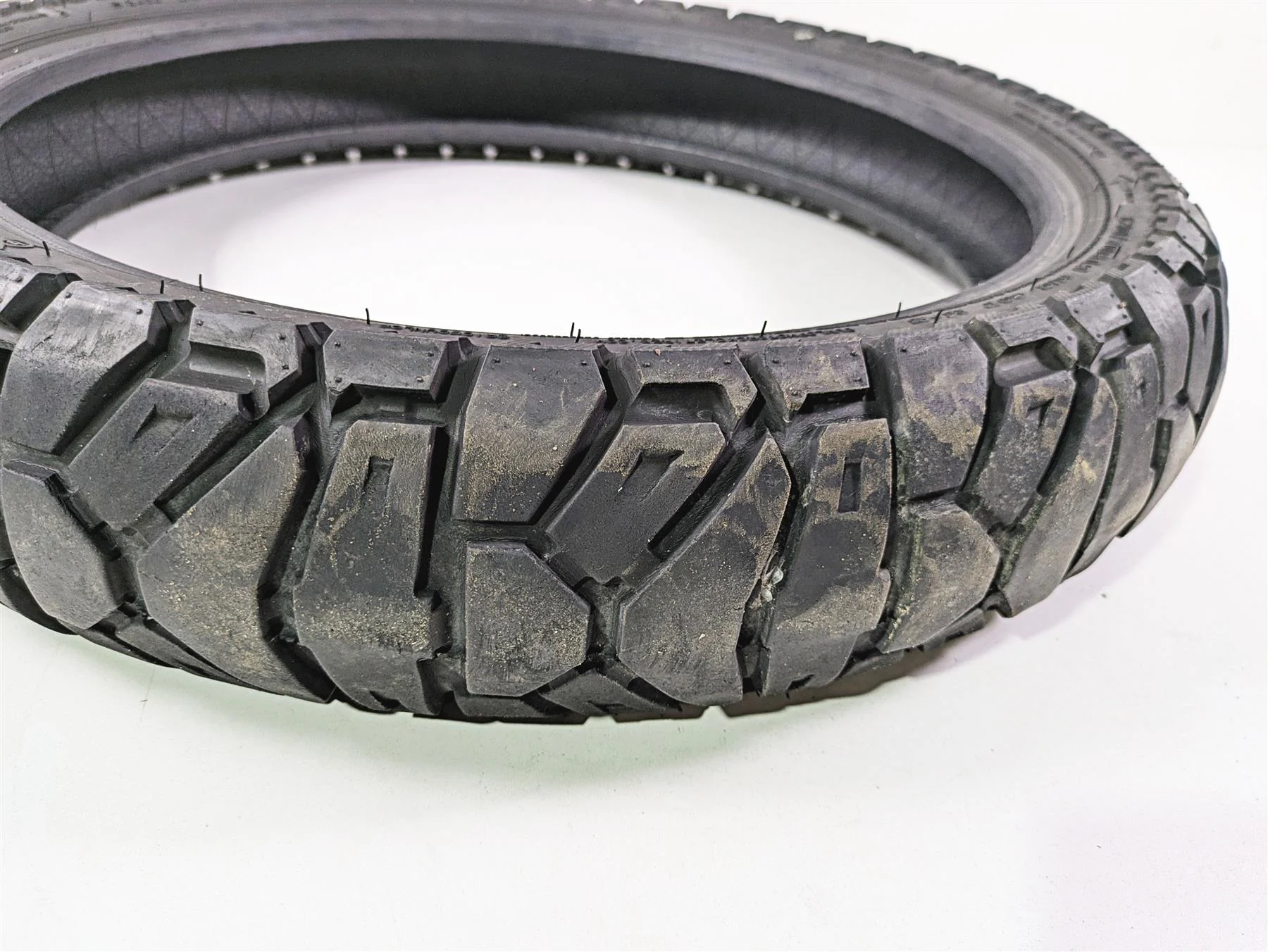 Used Front Motorcycle Tire Dunlop Trailmax Mission 120/70B19 60T 637148 - Image 5