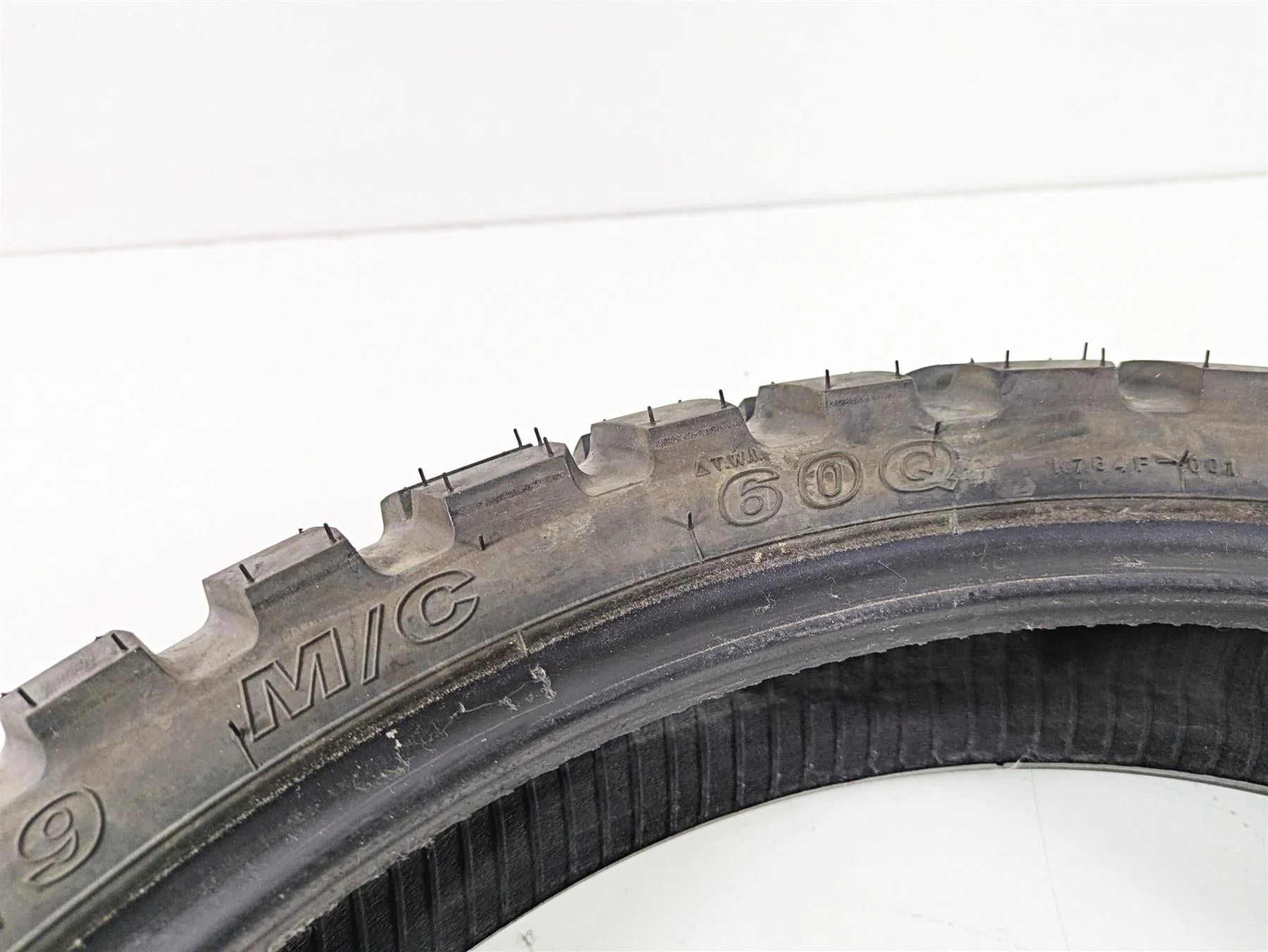 Used Front Motorcycle Tire Kenda Big Block 120/70B19 R19 60Q 170M2004 - Image 6