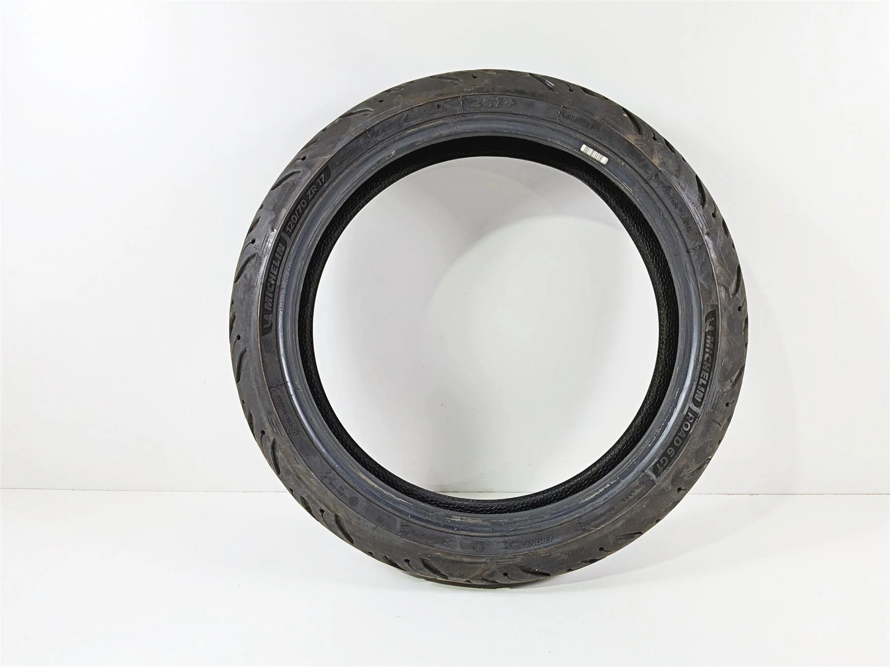 Used Front Motorcycle Tire Michelin Road 6 GT 2CT+ 120/70R17   26276 - Image 7