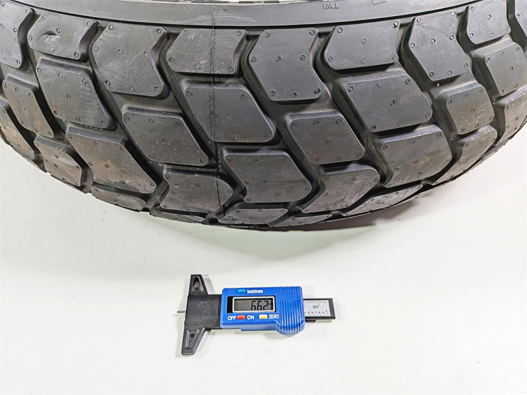 Used Front Rear Motorcycle Tire Set Pirelli Mt60 Rs 2504100 - Image 3