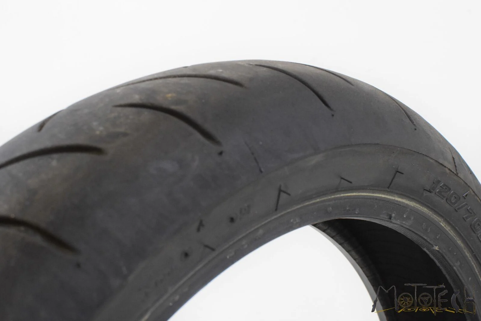 USED Front Tire BRIDGESTONE Hyperstport Battlax BT016 F 120/70-17 DOT5016 003027 - Image 3