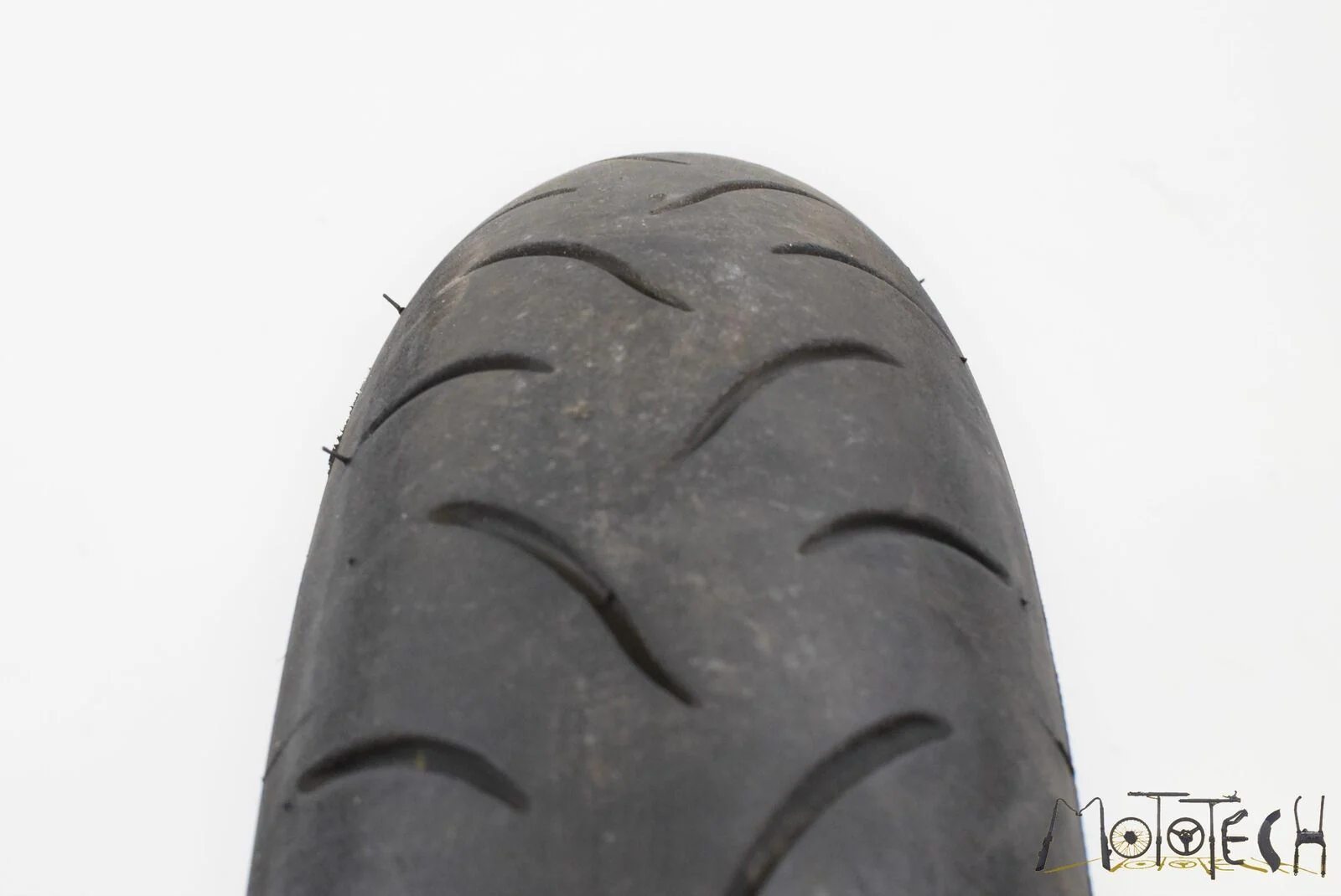 USED Front Tire BRIDGESTONE Hyperstport Battlax BT016 F 120/70-17 DOT5016 003027 - Image 4