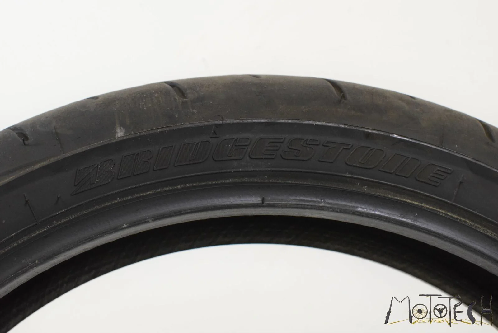 USED Front Tire BRIDGESTONE Hyperstport Battlax BT016 F 120/70-17 DOT5016 003027 - Image 6