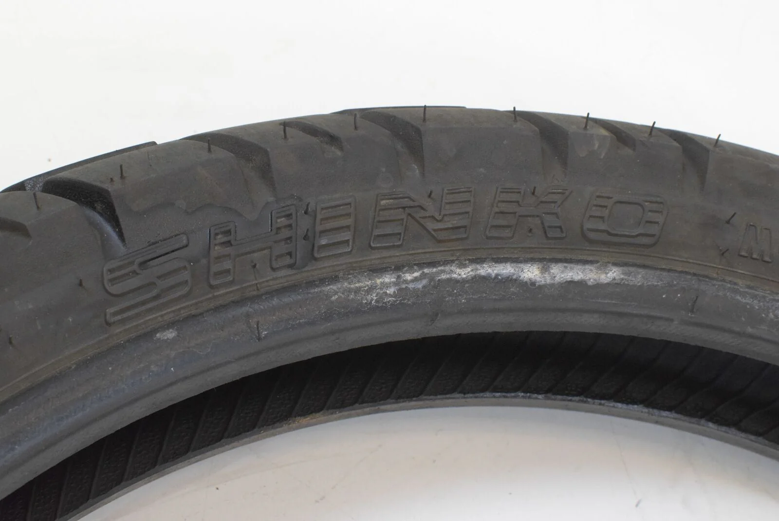 Used Front Tire Shinko Trail Master E-705 110/80-19 Dot3718 87-4527 - Image 11