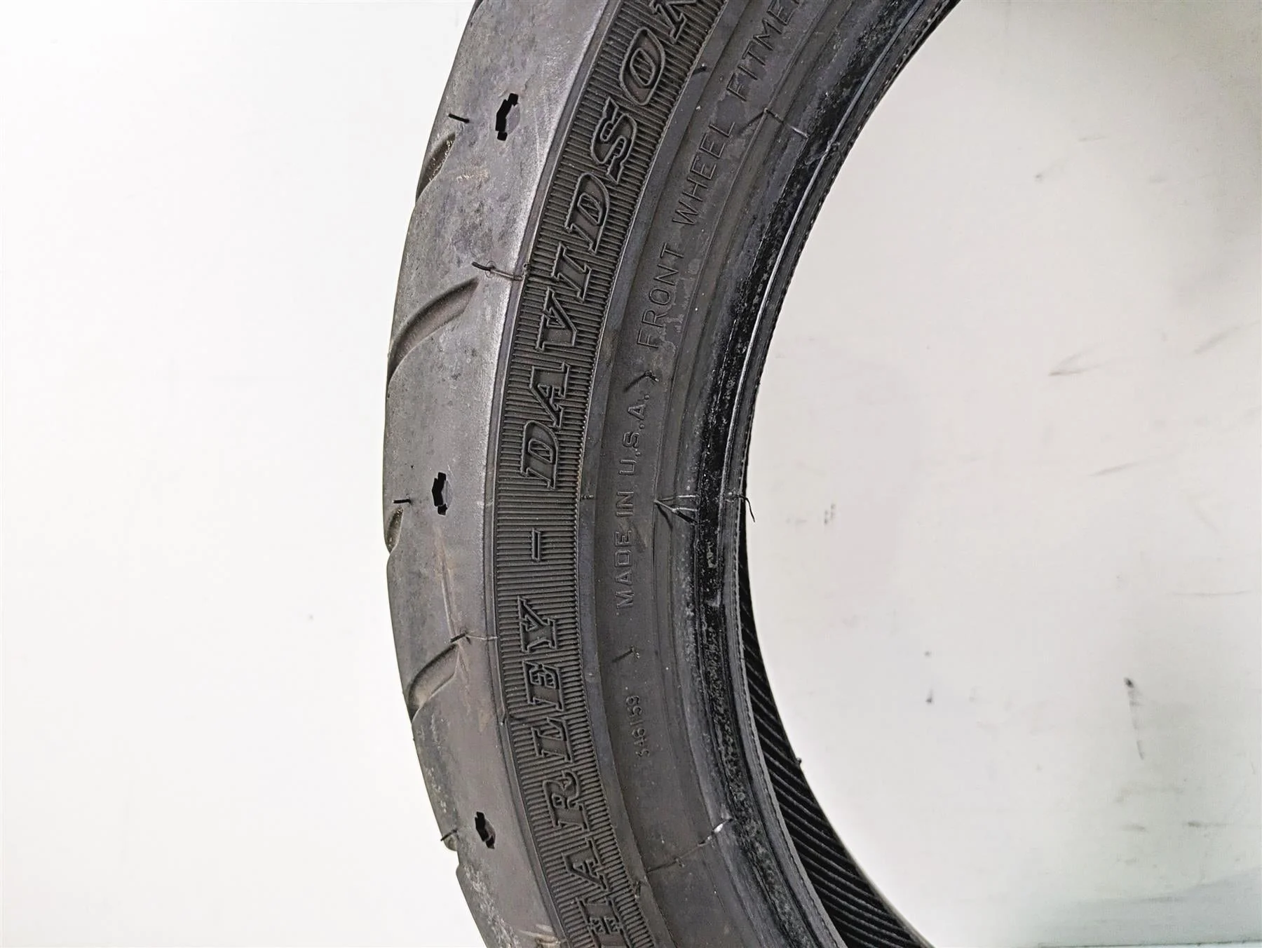 Used Harley Davidson Front Tire Dunlop D480F 130/80B17 43115-09A - Image 12
