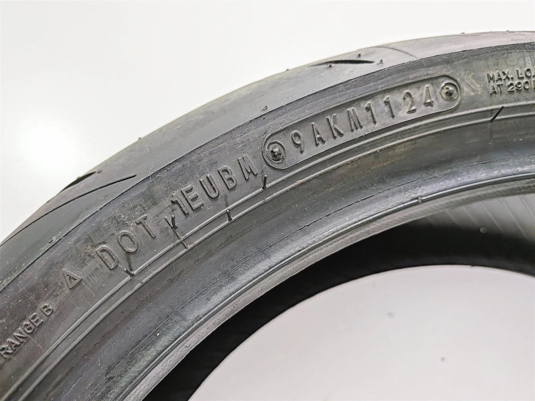 Used Motorcycle Rear Tire Dunlop Sportmax Roadsport 2 190/50R17 45238822 - Image 5