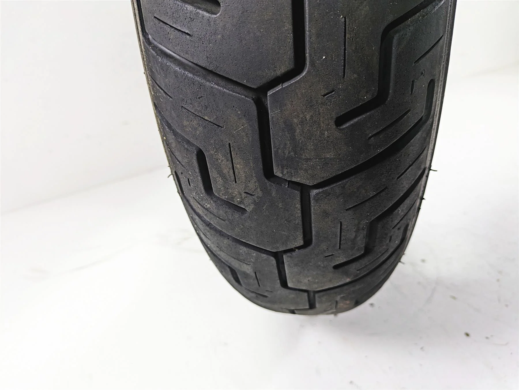 Used Rear Harley Motorcycle Tire Dunlop D401T 150/80B16 77H 43200063 - Image 5