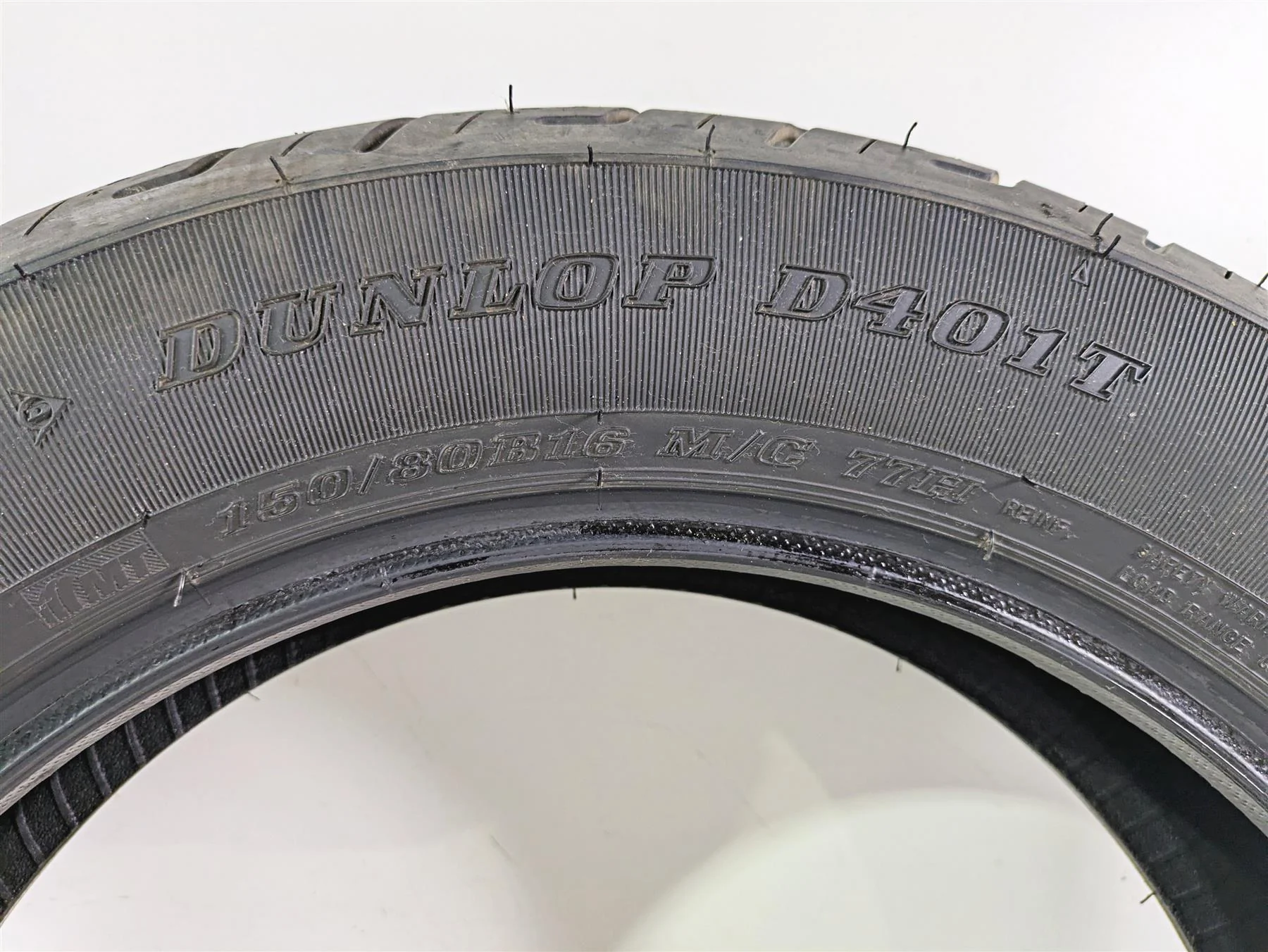 Used Rear Motorcycle Harley Tire Dunlop D401T 150/80R16 DOT2923 45064088 - Image 5