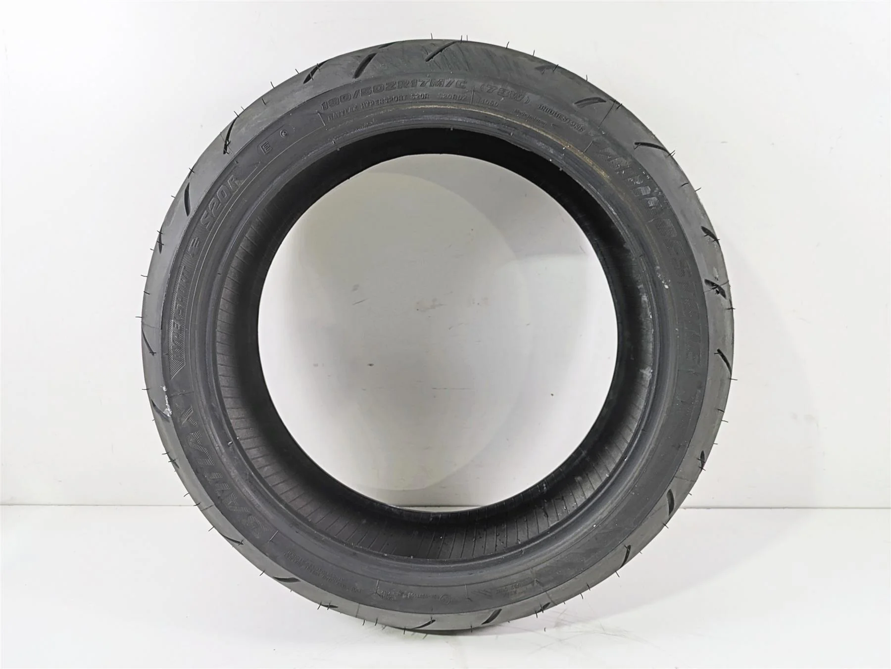 Used Rear Motorcycle Tire Bridgestone Battlax Hypersport S20 R 190/50ZR17 49miles Only - Image 7