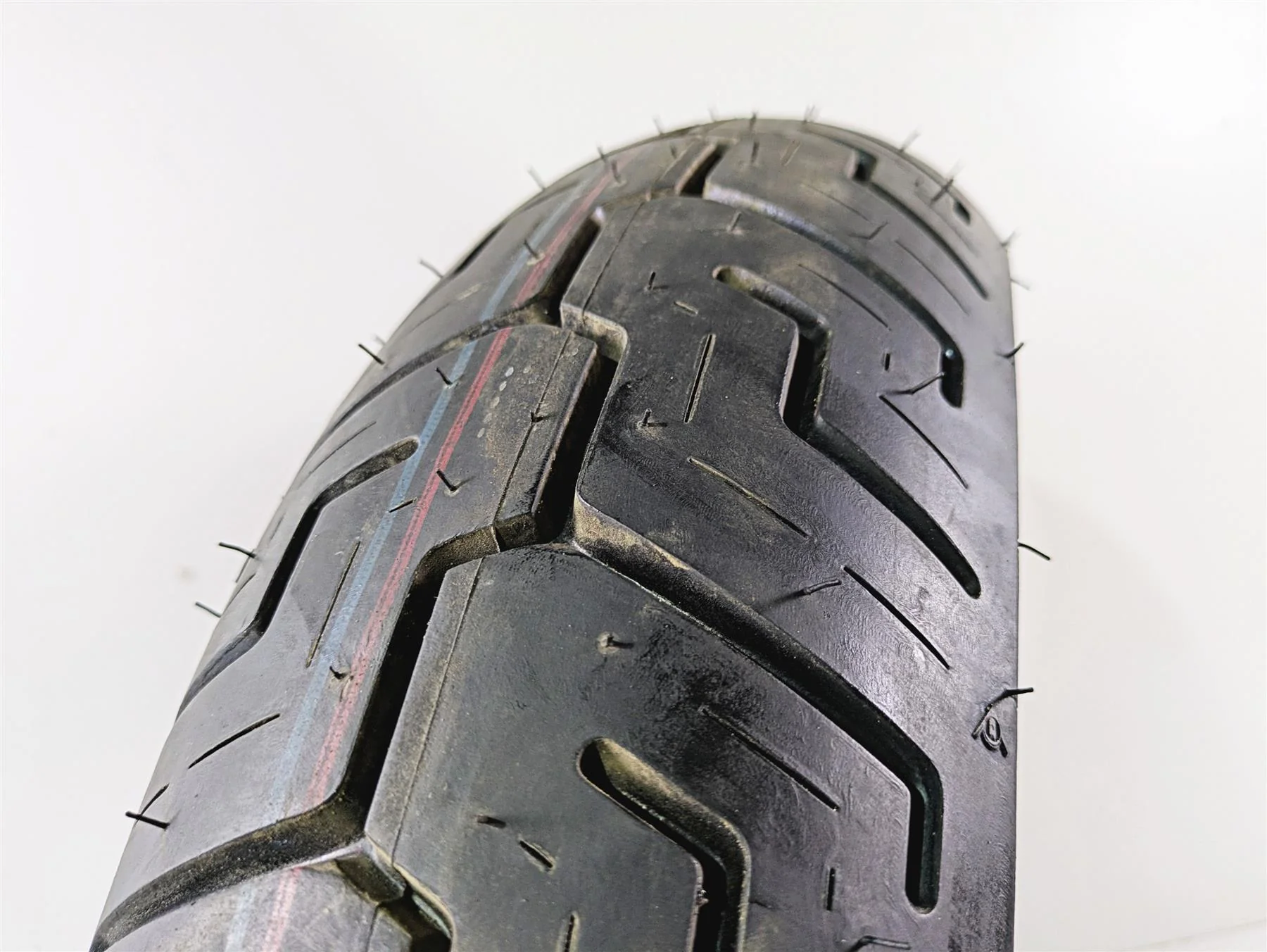 Unused Rear Harley Motorcycle Tire Dunlop D401T 150/80B16 77H 43200063A - Image 3