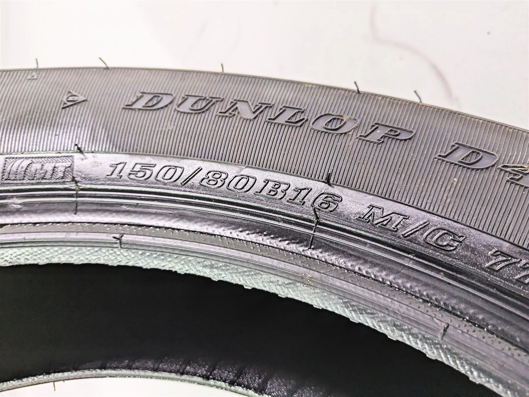 Unused Rear Harley Motorcycle Tire Dunlop D401T 150/80B16 77H 43200063A - Image 7