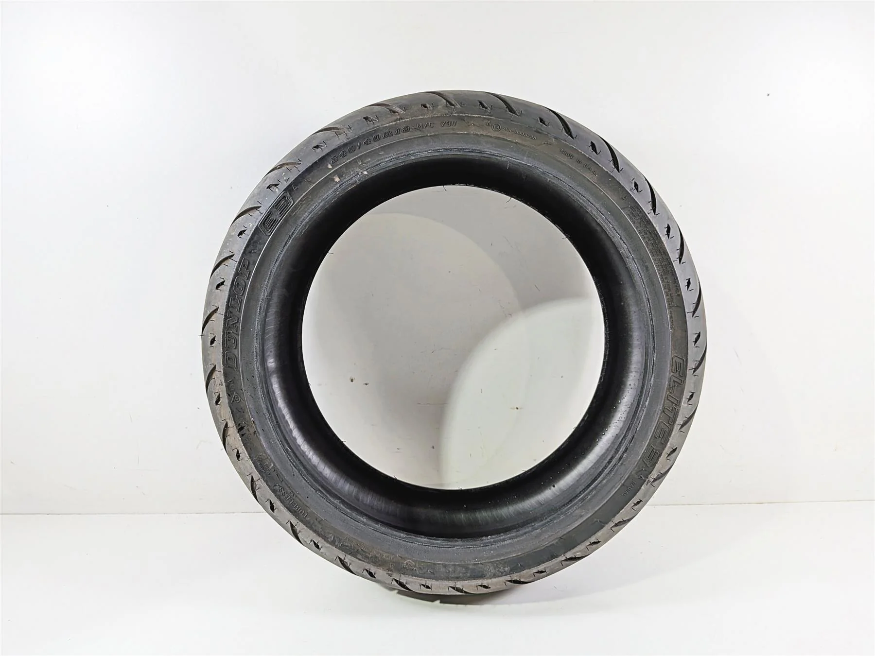 Used Rear Motorcycle Tire Dunlop Elite 3 240/40R18 669534 - Image 5