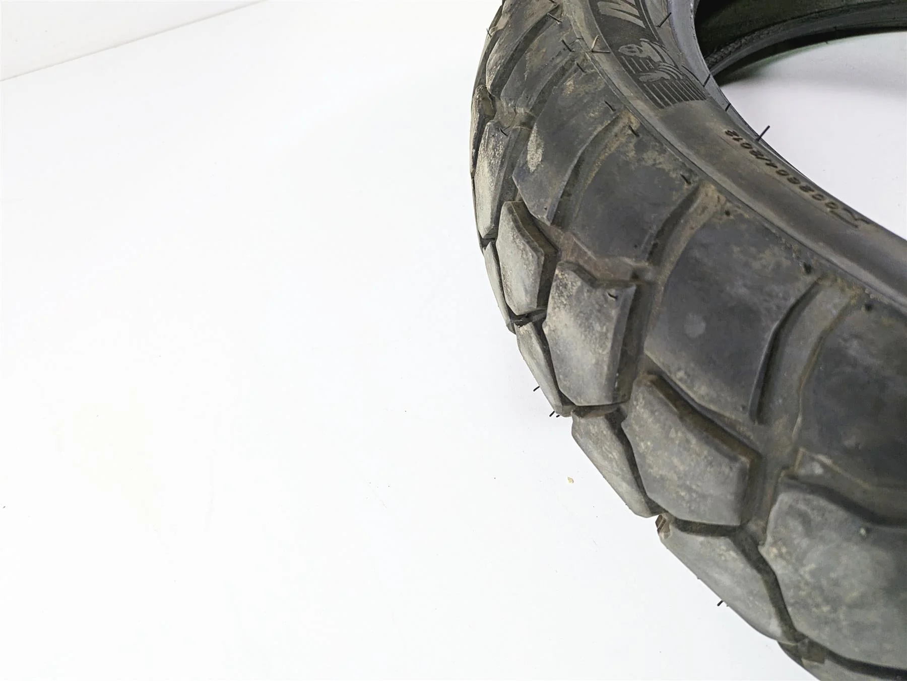 Used Rear Motorcycle Tire Michelin Anakee Adventure 150/70R17 DOT0623 - Image 10
