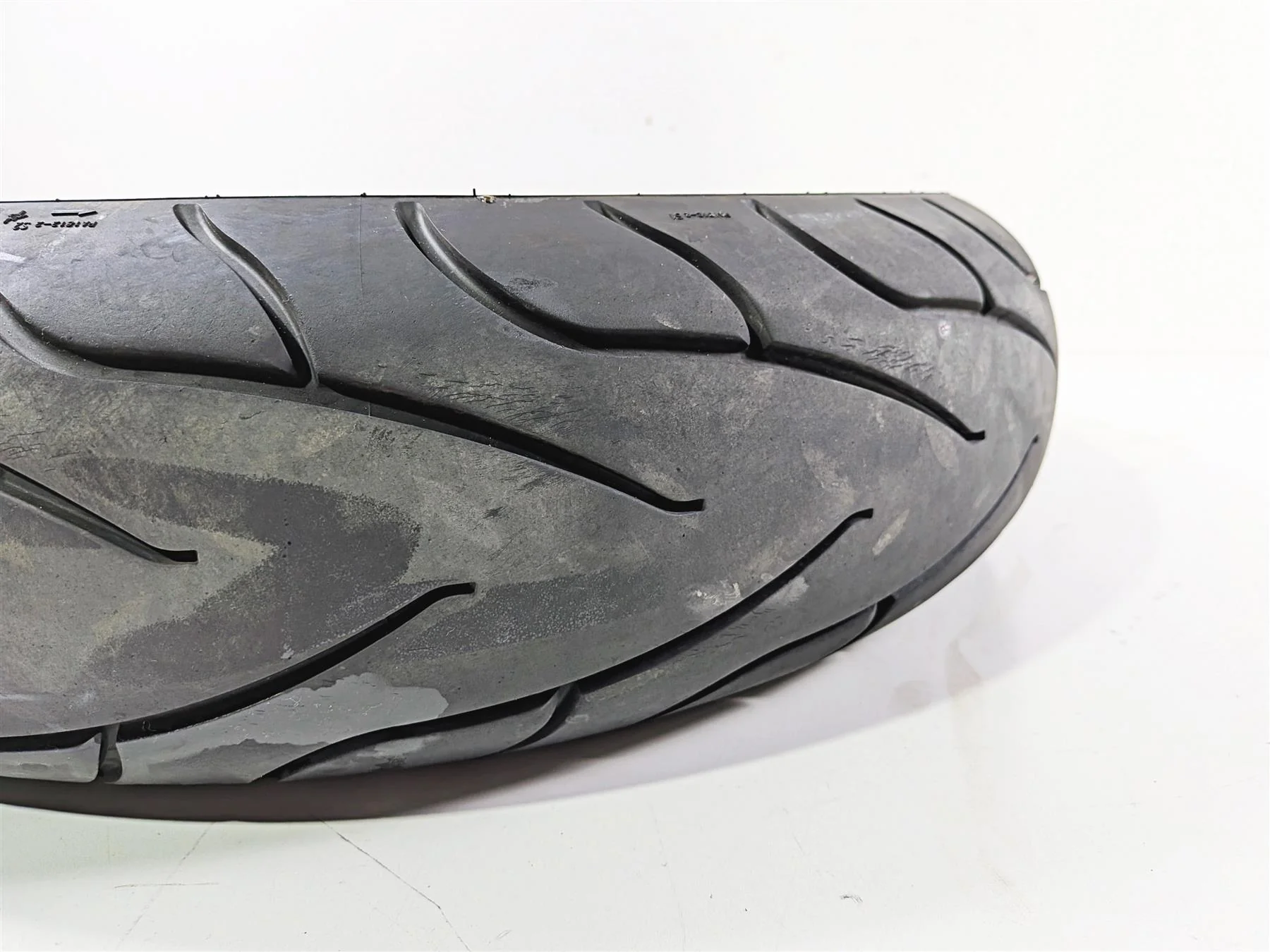 Used Rear Motorcycle Tire Michelin Commander 2 II 160/70-17 0306-0301 - Image 11