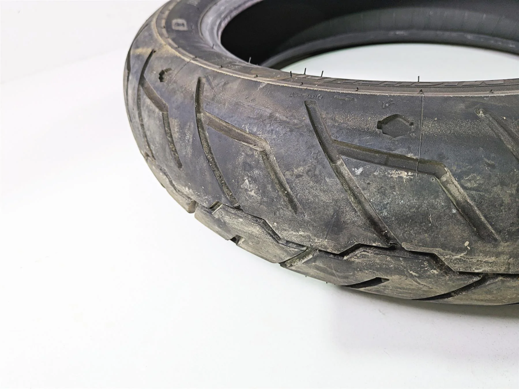 Used Rear Motorcycle Tire Michelin Scorcher 31 160/70B17 43250-07B - Image 12